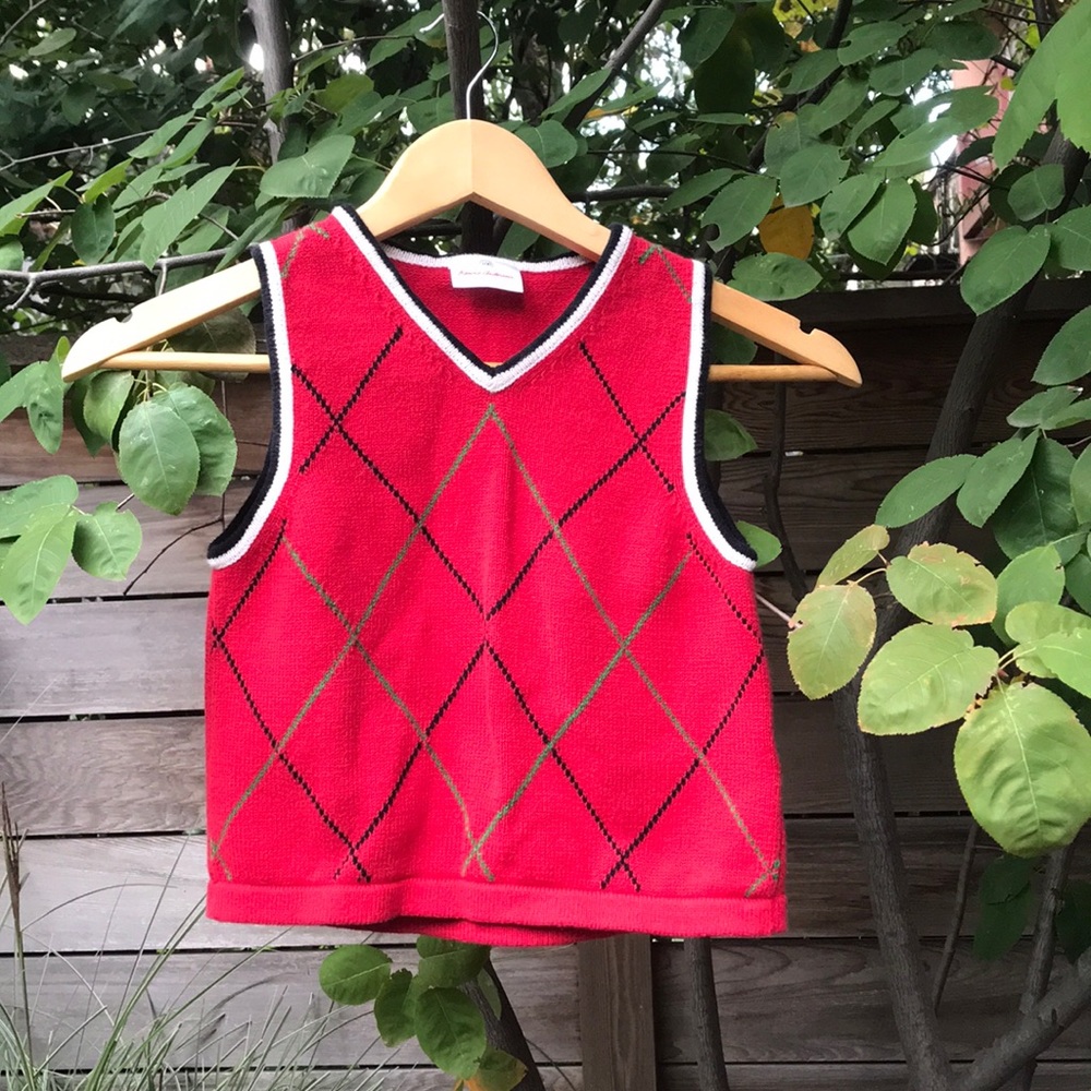 Hannah Andersson boys red argyle sweater vest